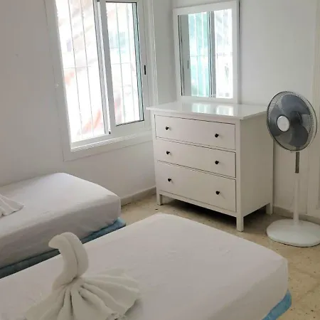 Con Piscina En Playa De Americas * Плая-де-лас-Америкас