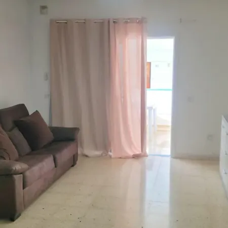 Con Piscina En Playa De Americas Apartament