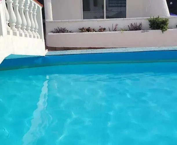 Con Piscina En Playa De Americas